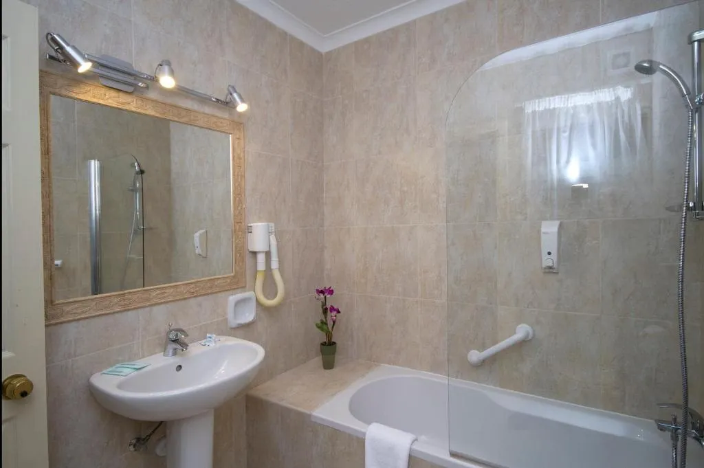 Triple Room with Balcony